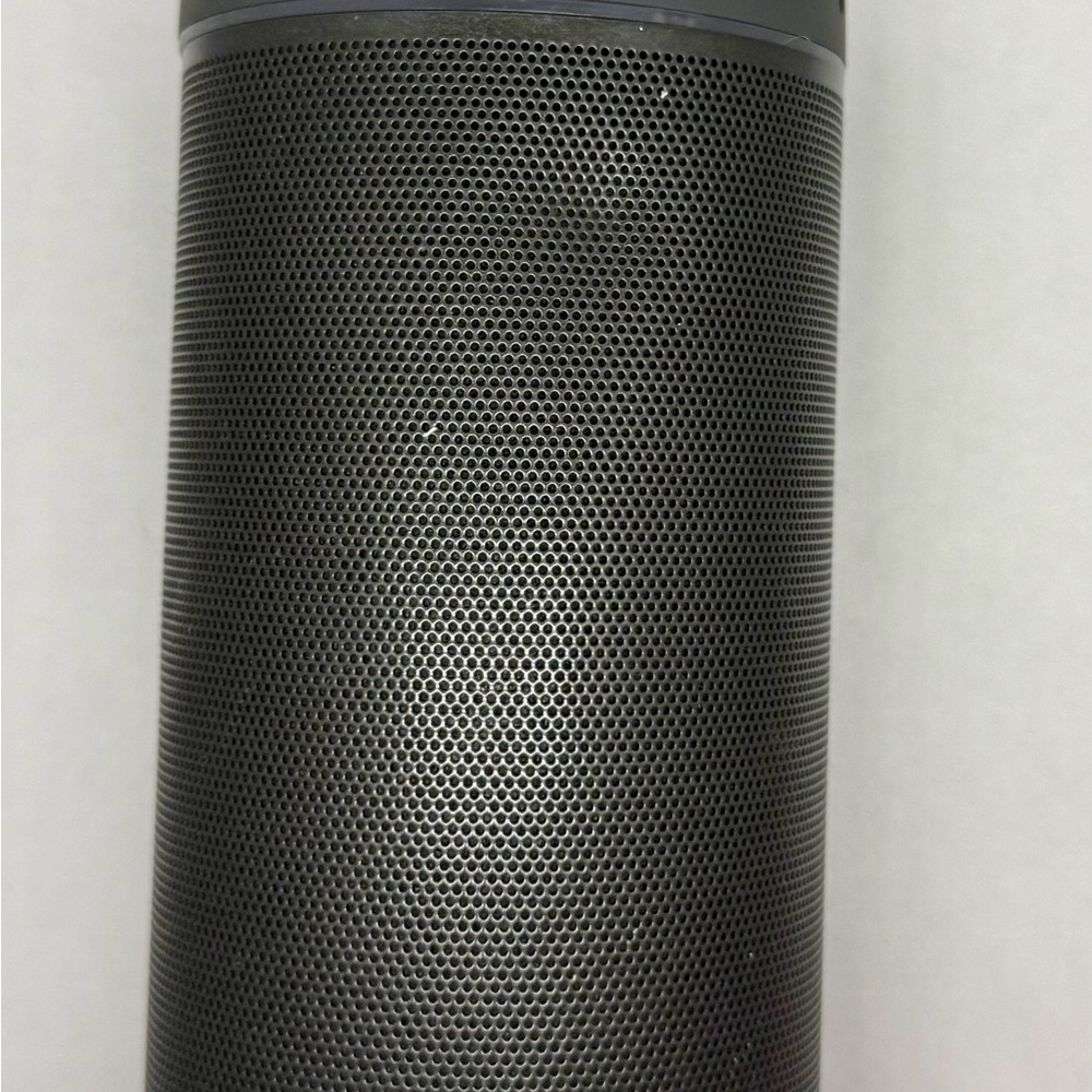 Quikcell OnBeat 360 portable wireless speaker